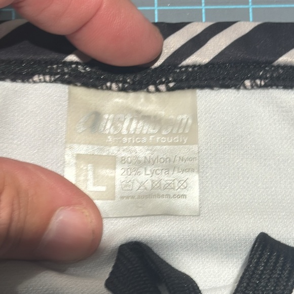 Men’s Speedo Style Swim Brief by Austinbem size 30-32 - Picture 3 of 6